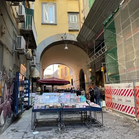 Ferienwohnung Di Sarno'S Port'Alba Neapel Exterior foto